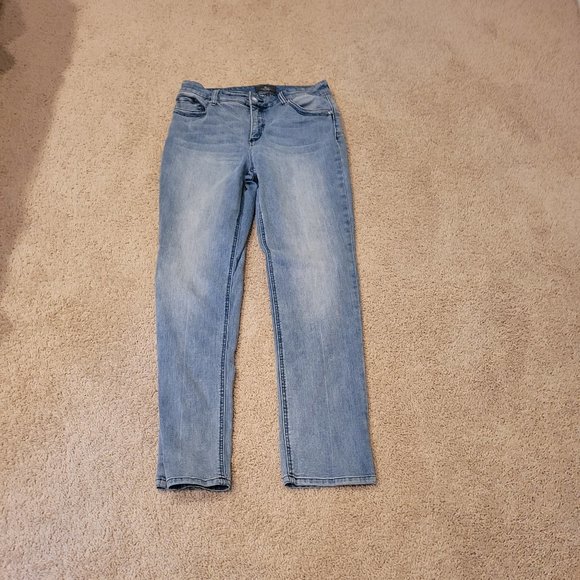 3/$15 COPY - Chico's So Lifting Jeans - Picture 2 of 4
